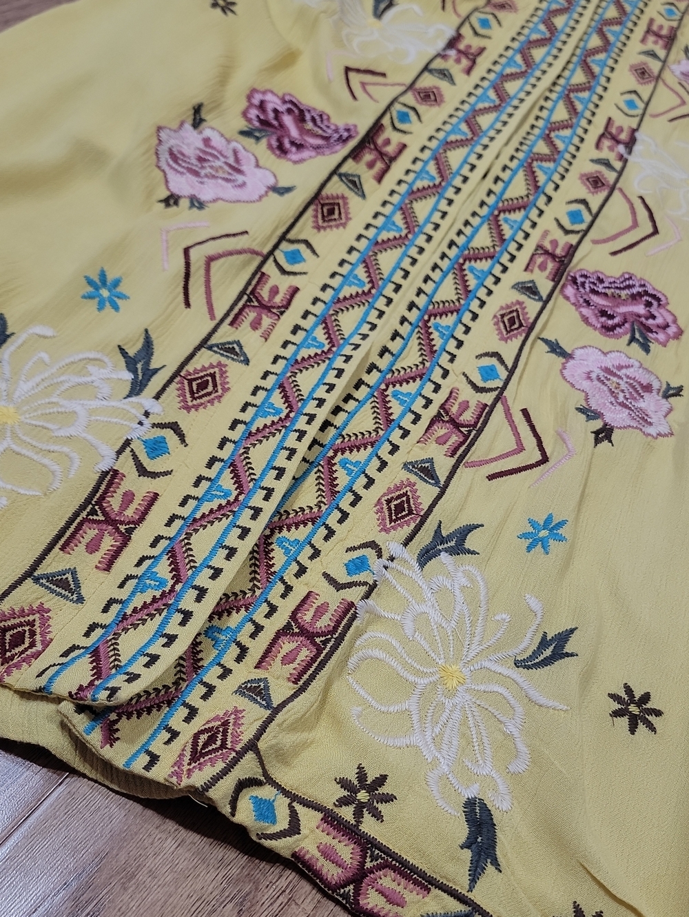 Paparazzi Embroidered Duster - Picture 10 of 16